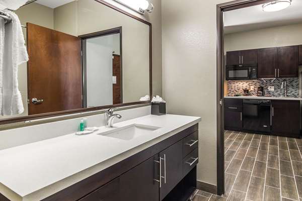  - MainStay Suites Midland - I-20, Exit 137