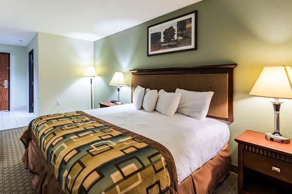  - Suburban Studios Beaumont