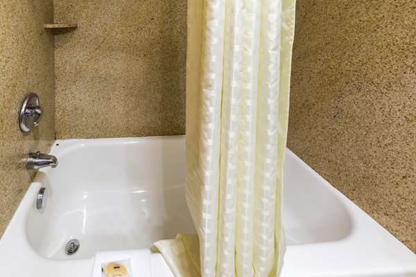  - Suburban Studios Beaumont