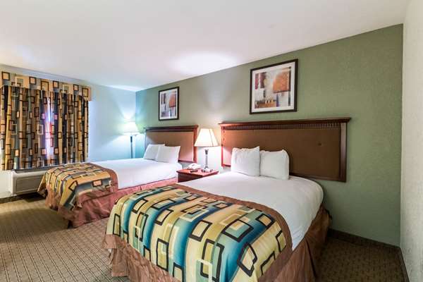  - Suburban Studios Beaumont