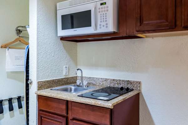  - Suburban Studios Beaumont