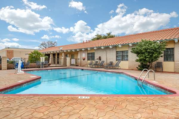 Pool - Quality Inn San Angelo