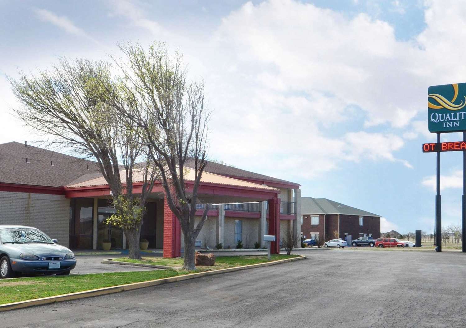 Quality Inn Plainview, TX See Discounts