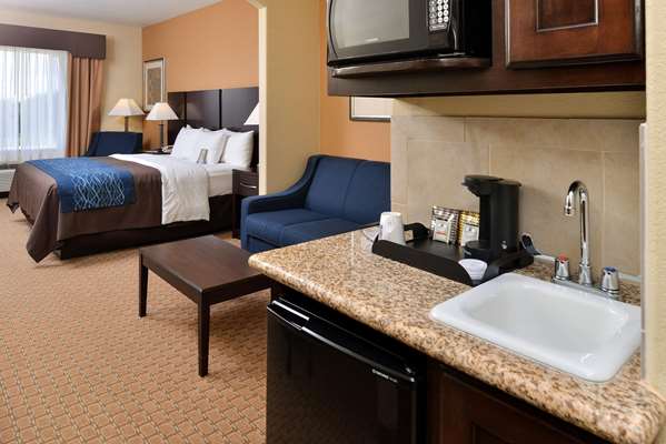  - Comfort Inn & Suites Mexia