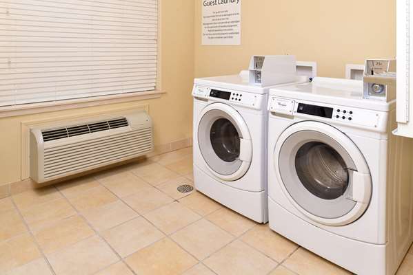 Amenities - Comfort Inn & Suites Mexia