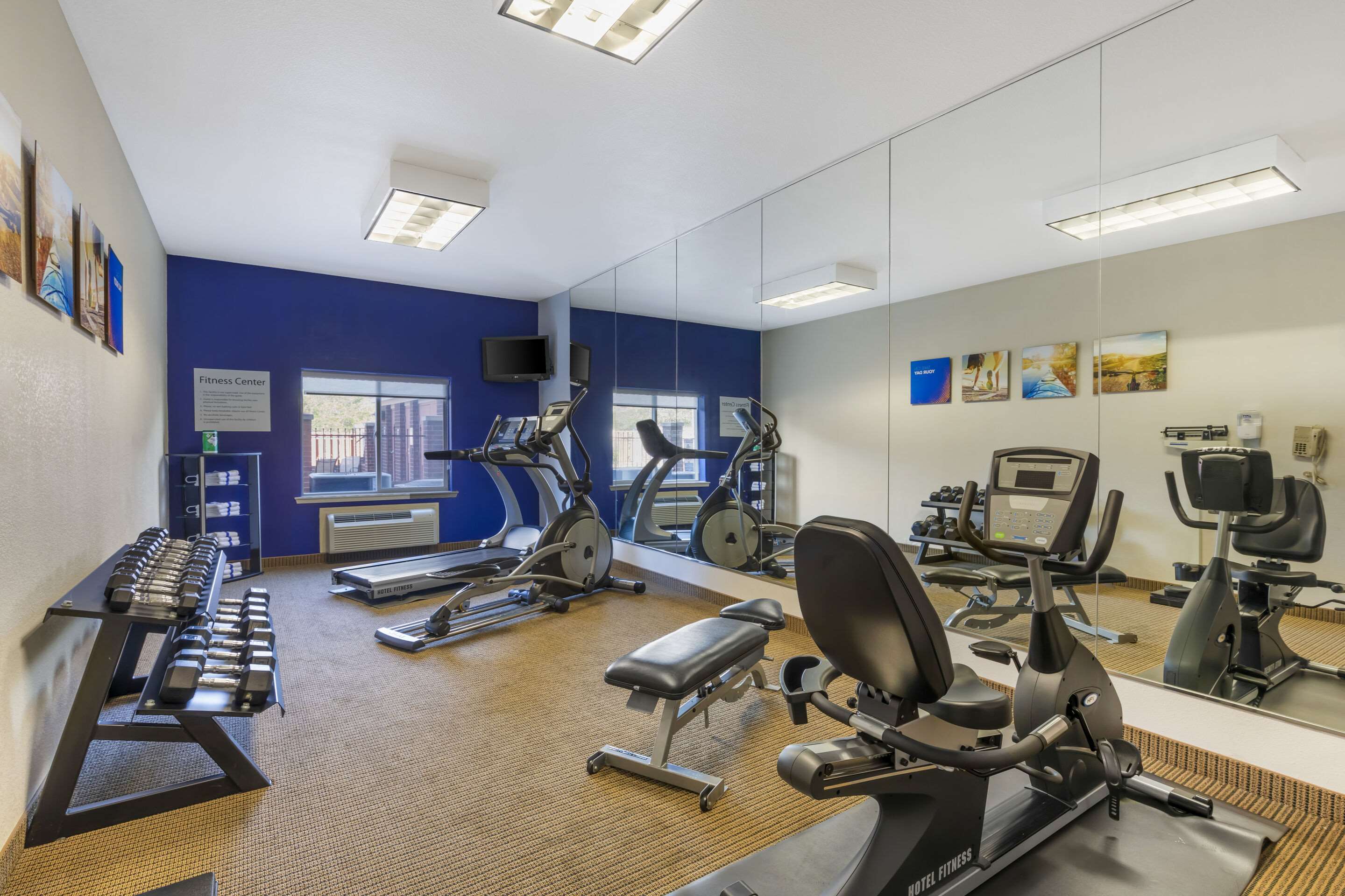 Fitness center | Comfort Inn & Suites