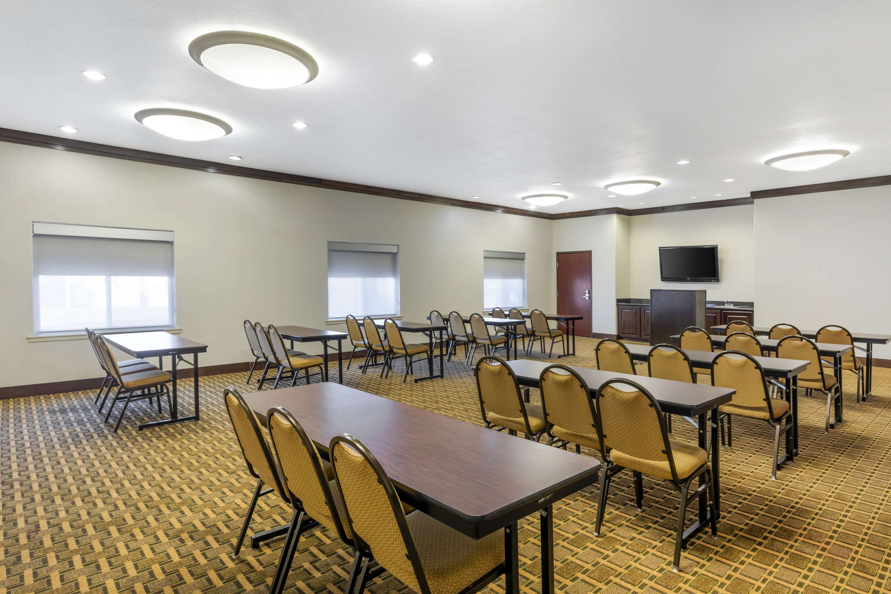 Conference Room | Comfort Inn & Suites