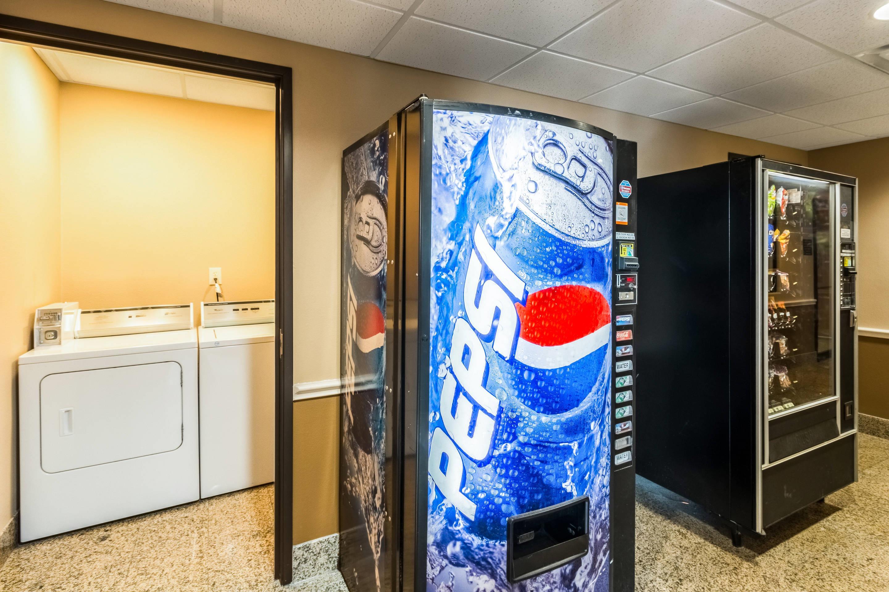 Vending area | Quality Inn Killeen Forthood