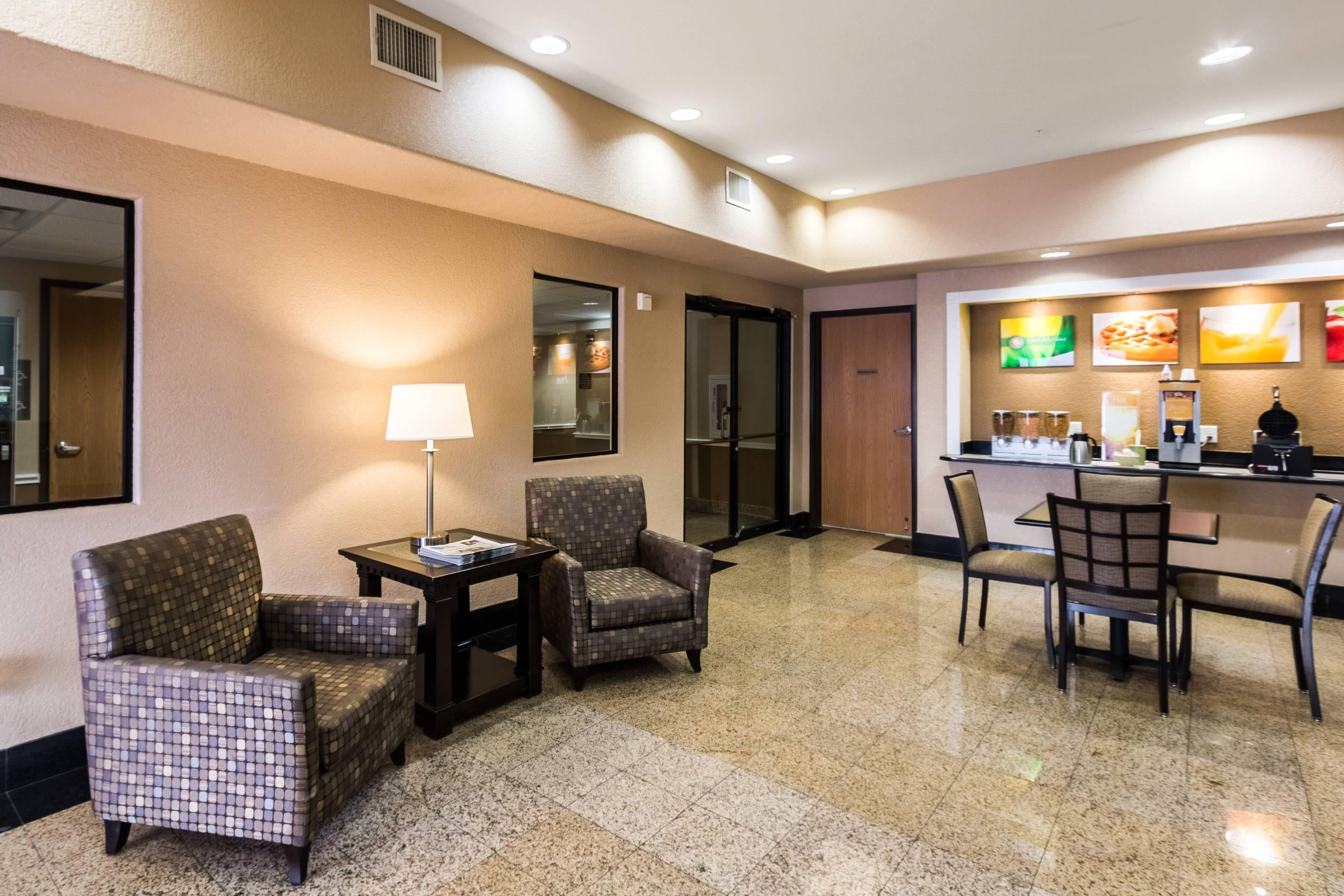 Hotel lobby | Quality Inn Killeen Forthood