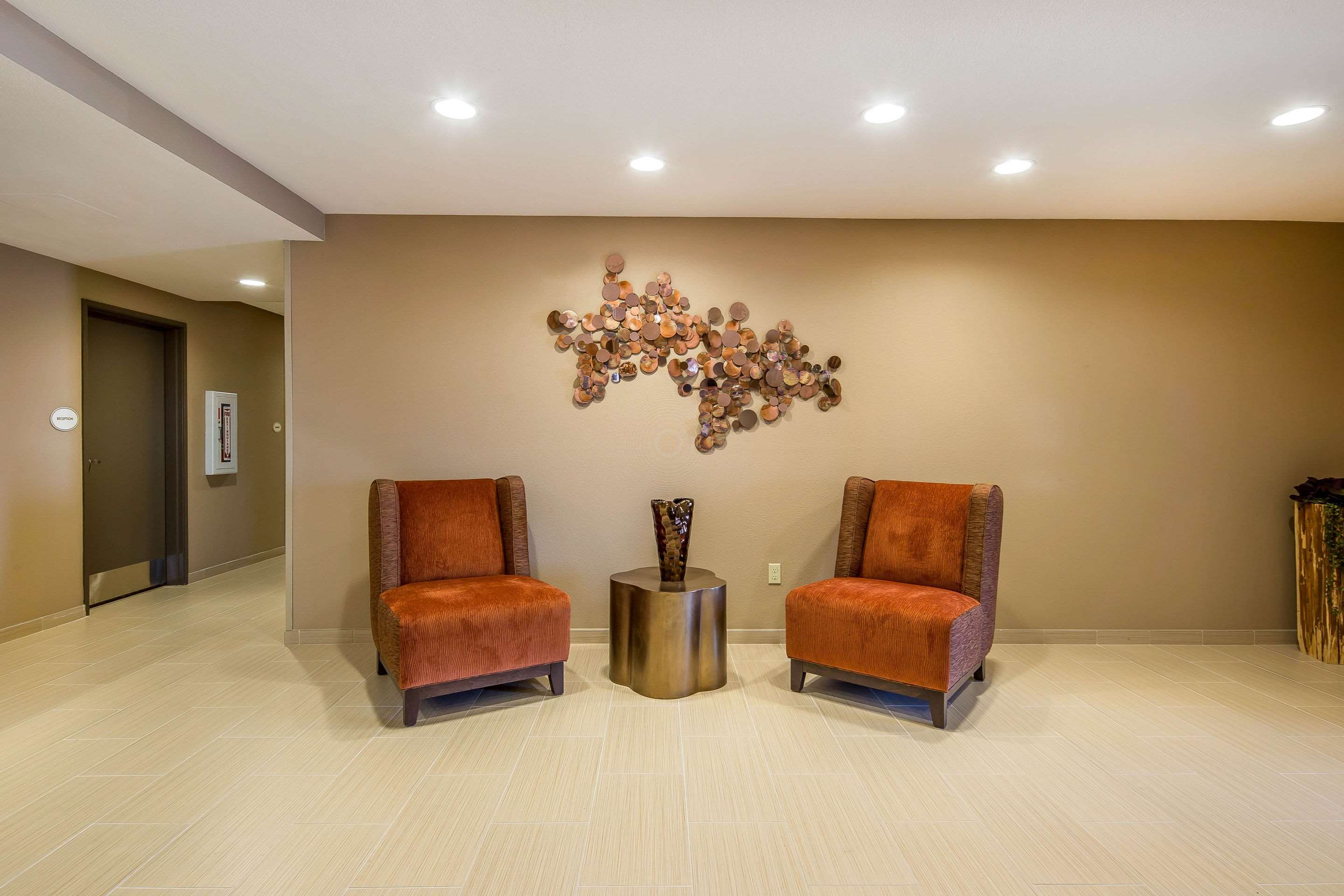 Lobby with sitting area