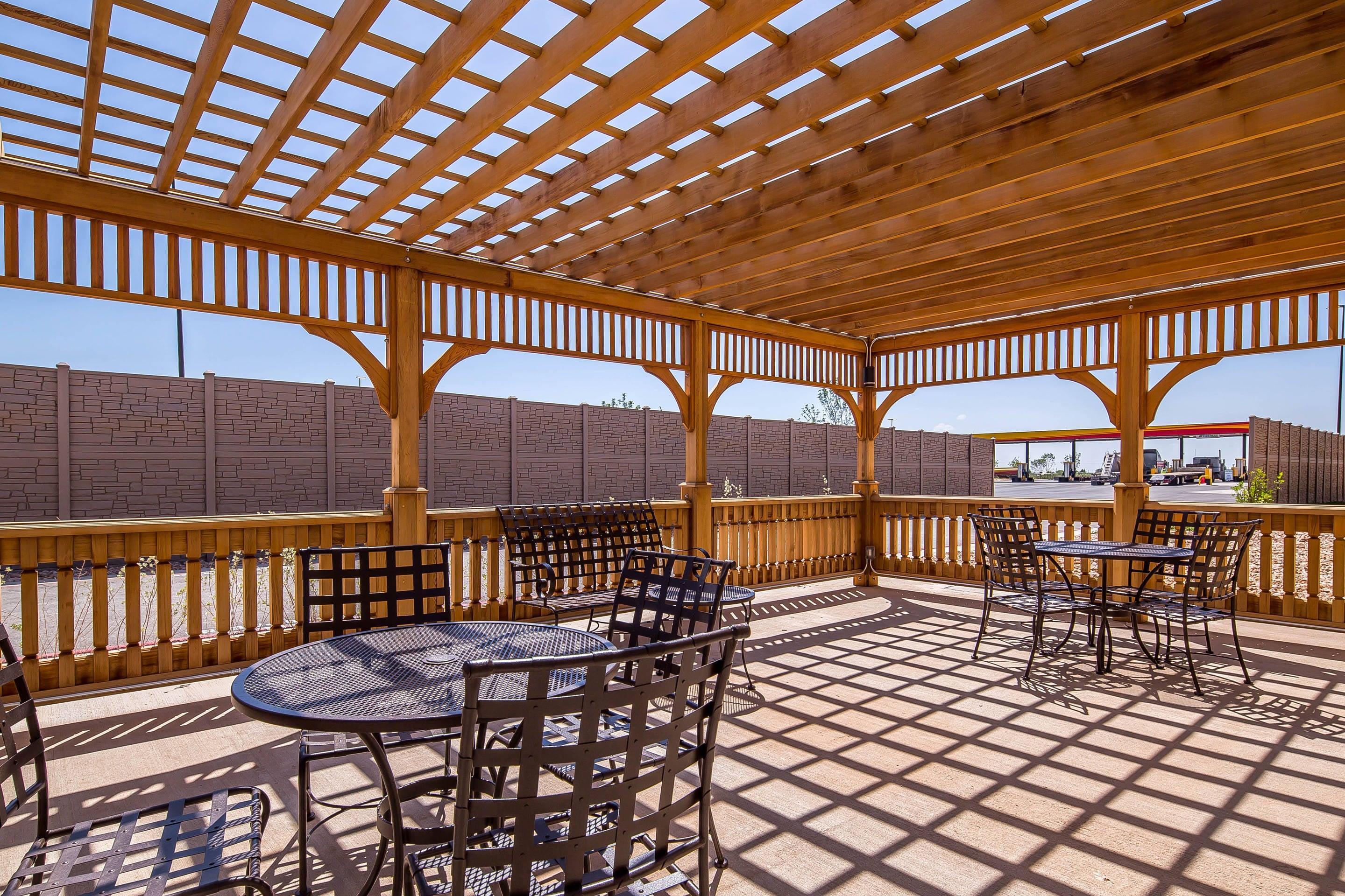 Gazebo with sitting area | Suburban Studios Midland I-20