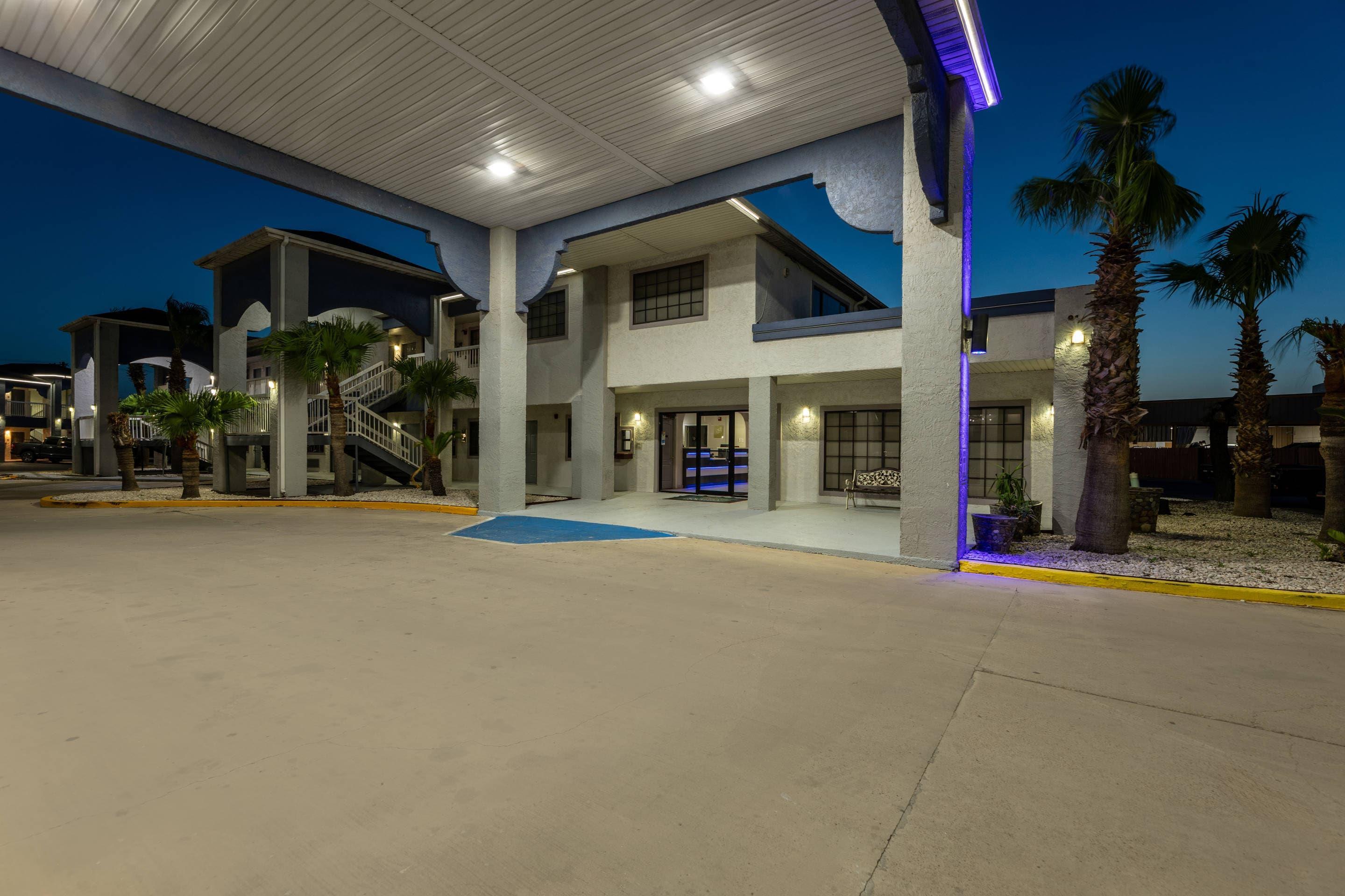 Twilight | Quality Inn & Suites