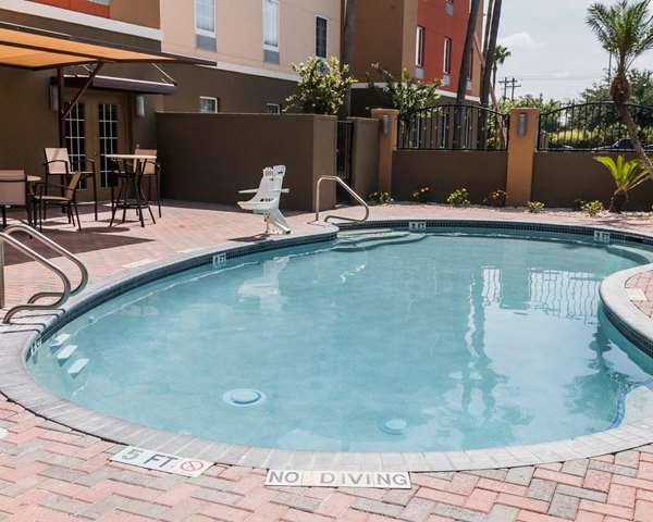 Pool - Comfort Inn & Suites Pharr
