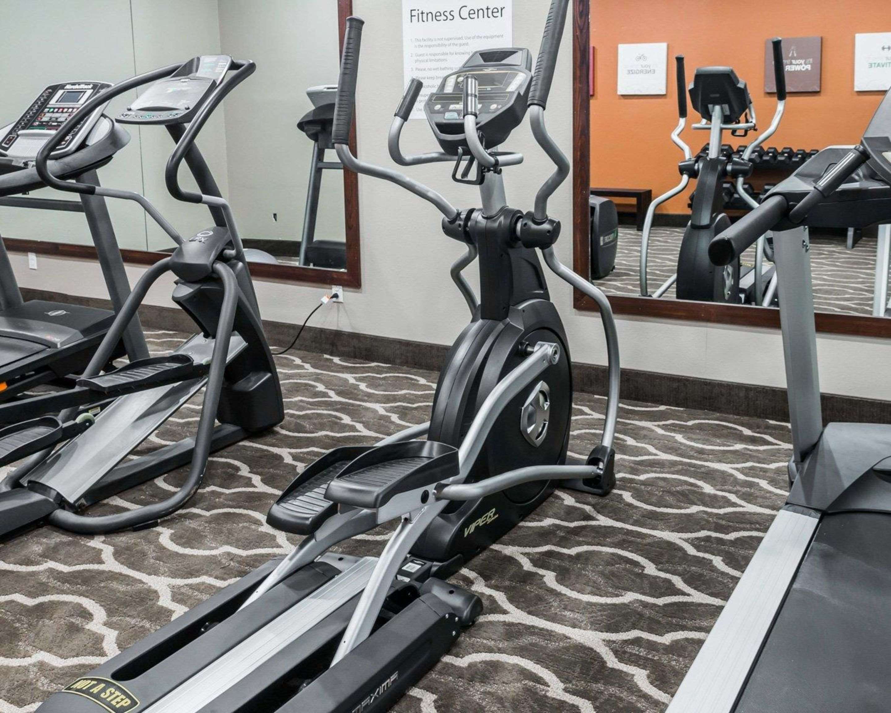 Fitness center | Comfort Inn & Suites