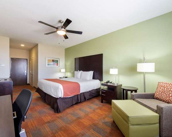 - Quality Inn & Suites Victoria