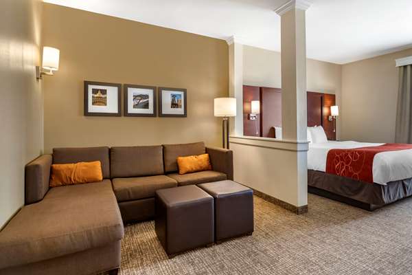 Suite - Comfort Suites Kyle