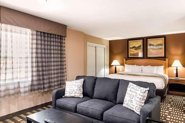 Suite - Quality Inn & Suites Plano