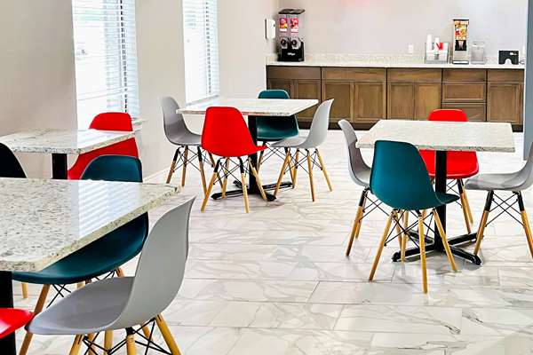 Amenities - Econo Lodge West San Antonio