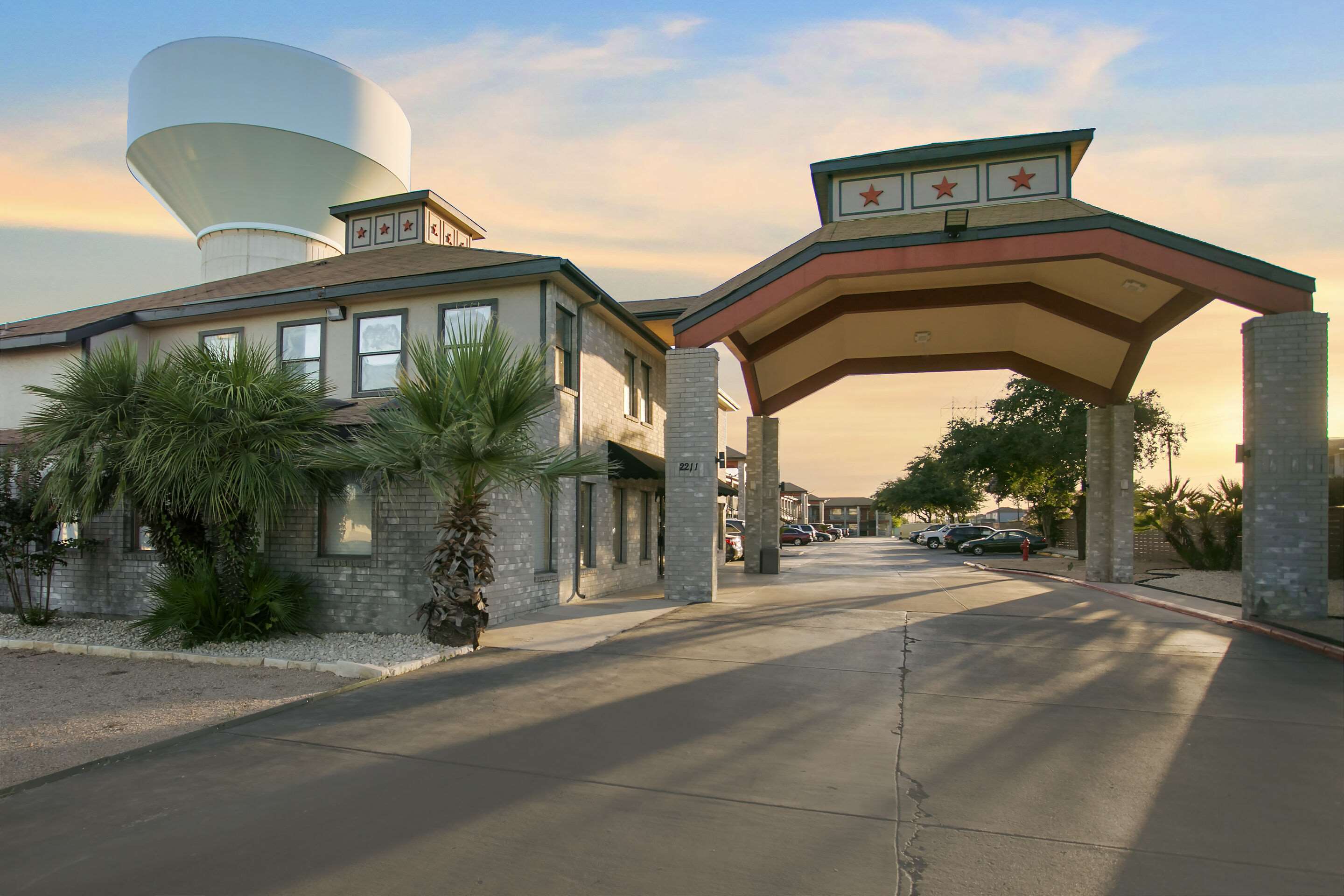 Hotel exterior | Econo Lodge Near Lackland Air Force Base-SeaWorld