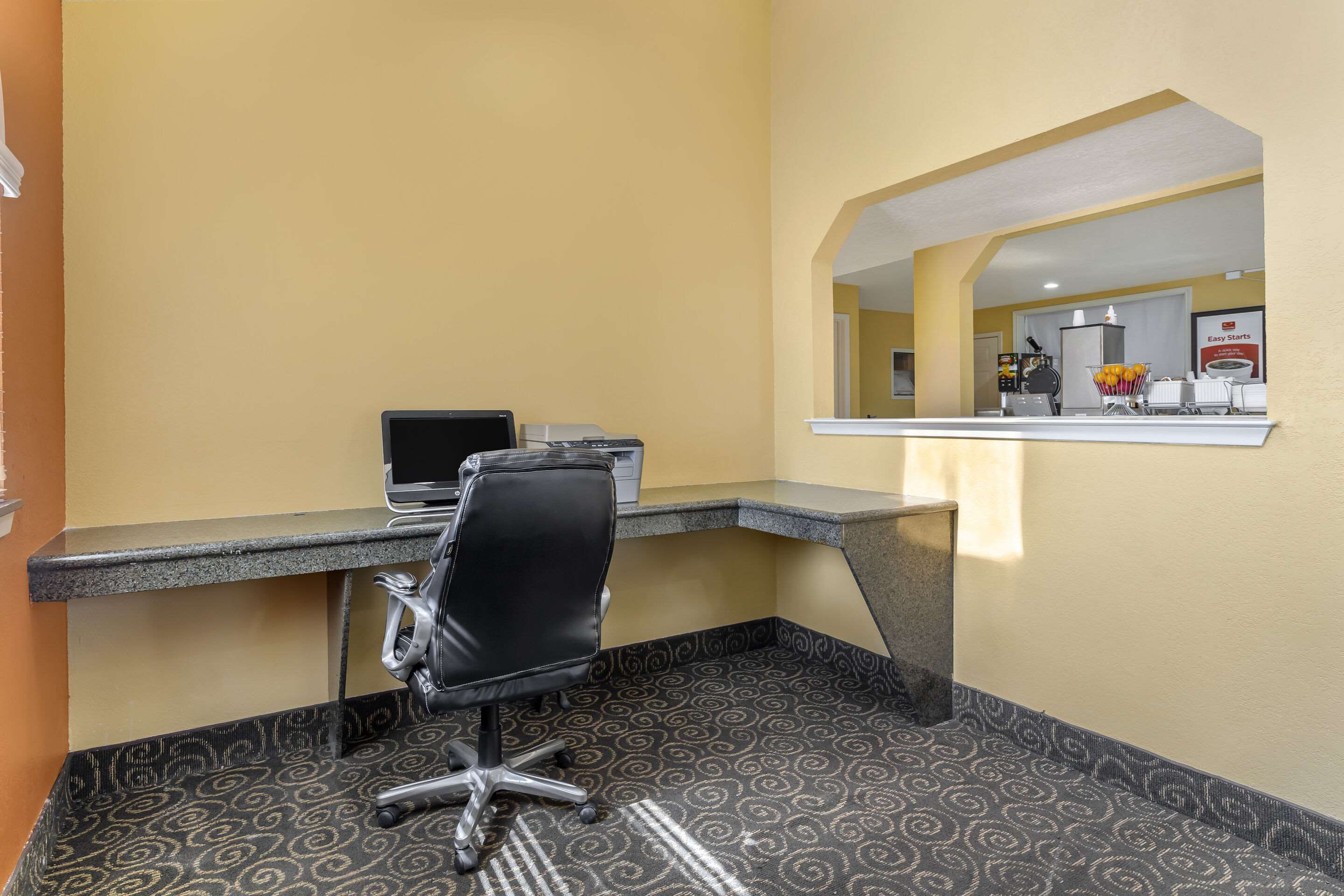 Business center | Econo Lodge Near Lackland Air Force Base-SeaWorld