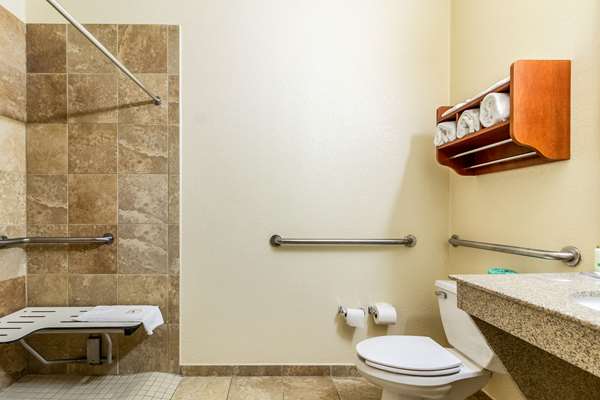  - Quality Inn Texas City