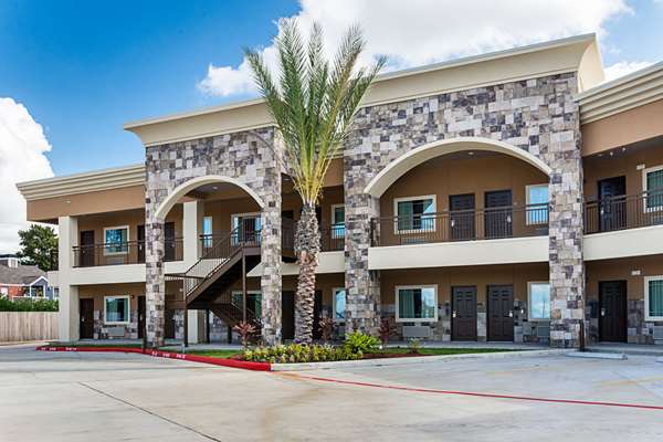 Exterior view - Econo Lodge Inn & Suites Northwest Houston