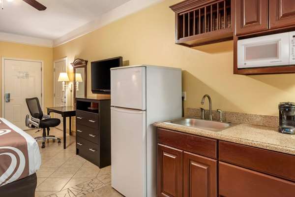  - Quality Inn & Suites Mercedes