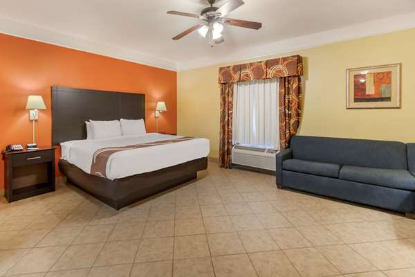 Suite - Quality Inn & Suites Mercedes