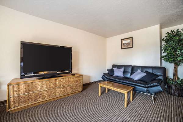 Suite - Quality Inn Richfield