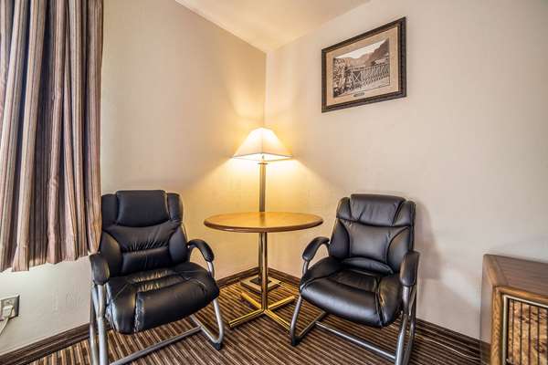 Suite - Quality Inn Richfield