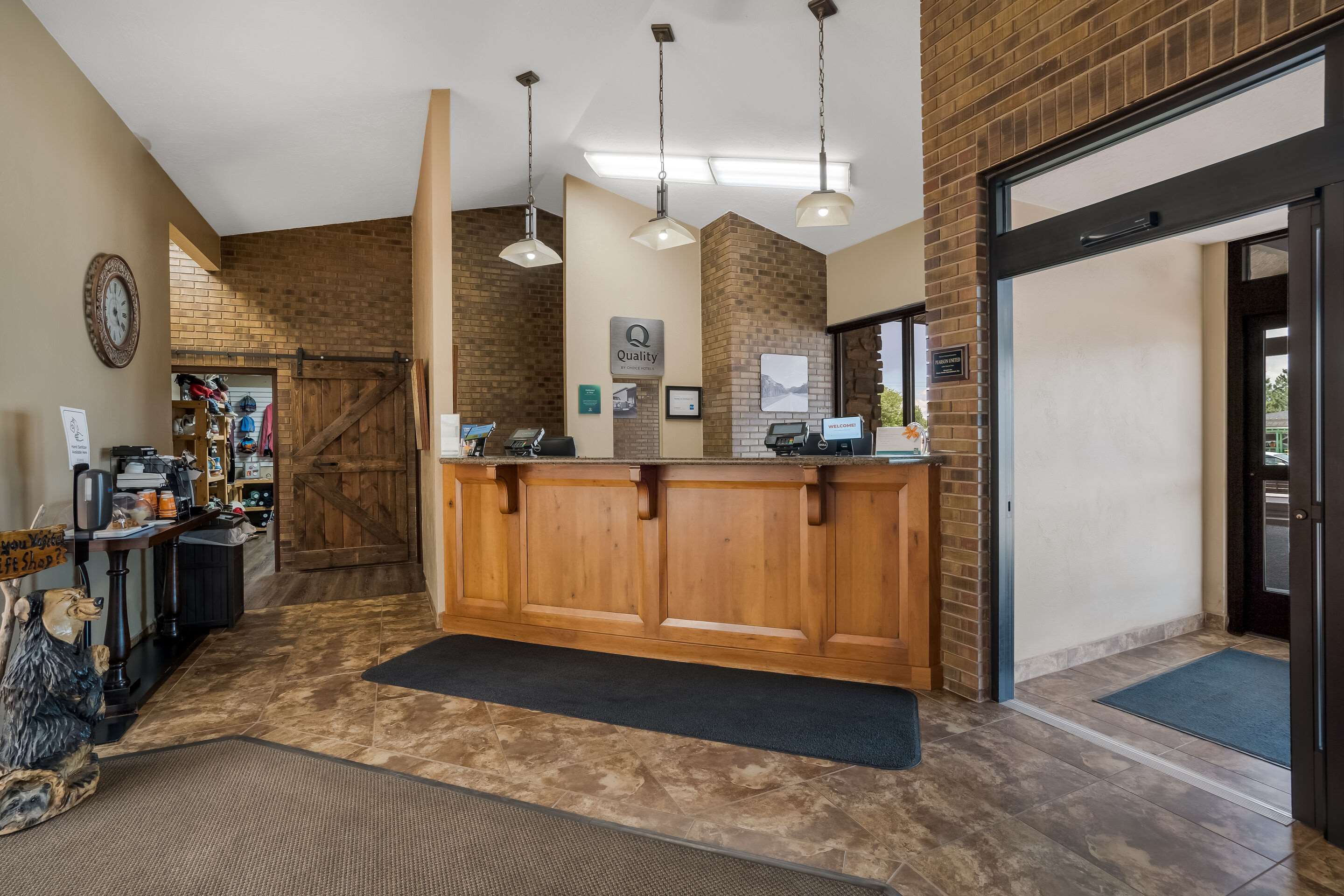 Front desk | Quality Inn Richfield I-70