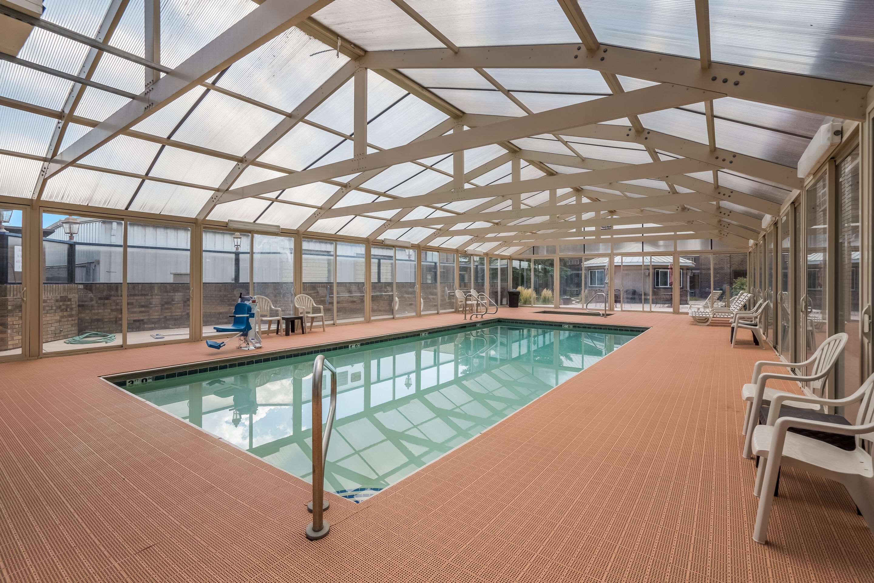Indoor pool | Quality Inn Richfield I-70