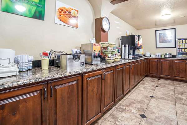 Amenities - Quality Inn South Bluff St George - I-15, Exit 6