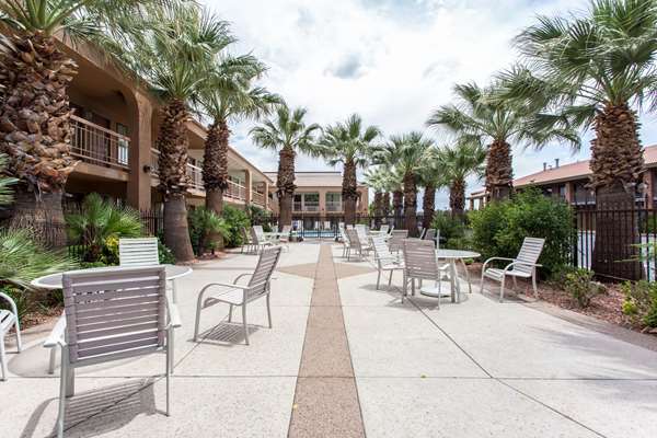 Pool - Quality Inn South Bluff St George - I-15, Exit 6