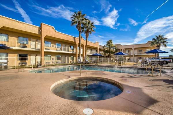 Pool - Clarion Suites St George - I-15, Exit 6