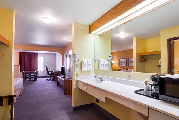 Suite - Rodeway Inn & Suites Blanding