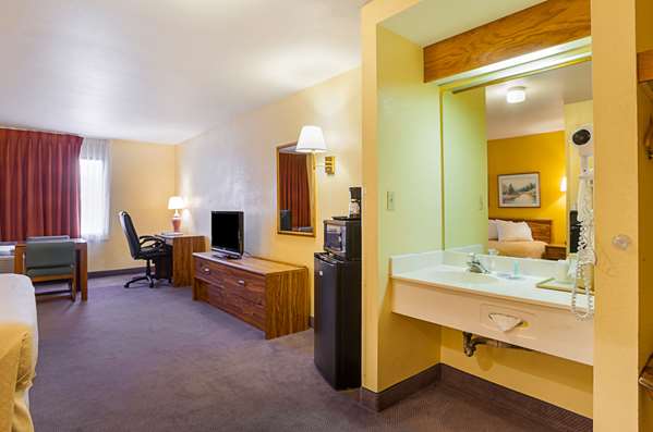  - Rodeway Inn & Suites Blanding
