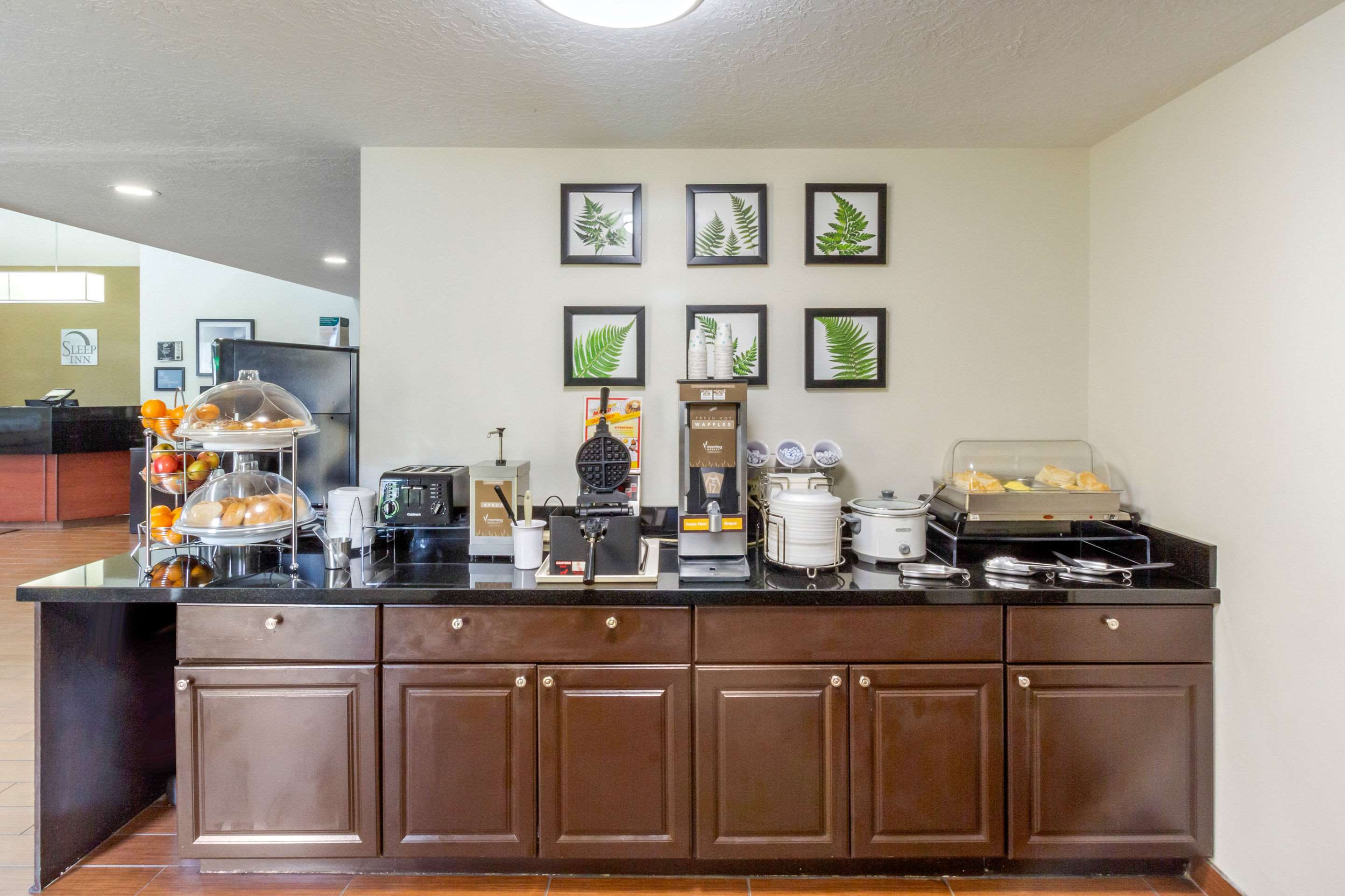 Breakfast counter