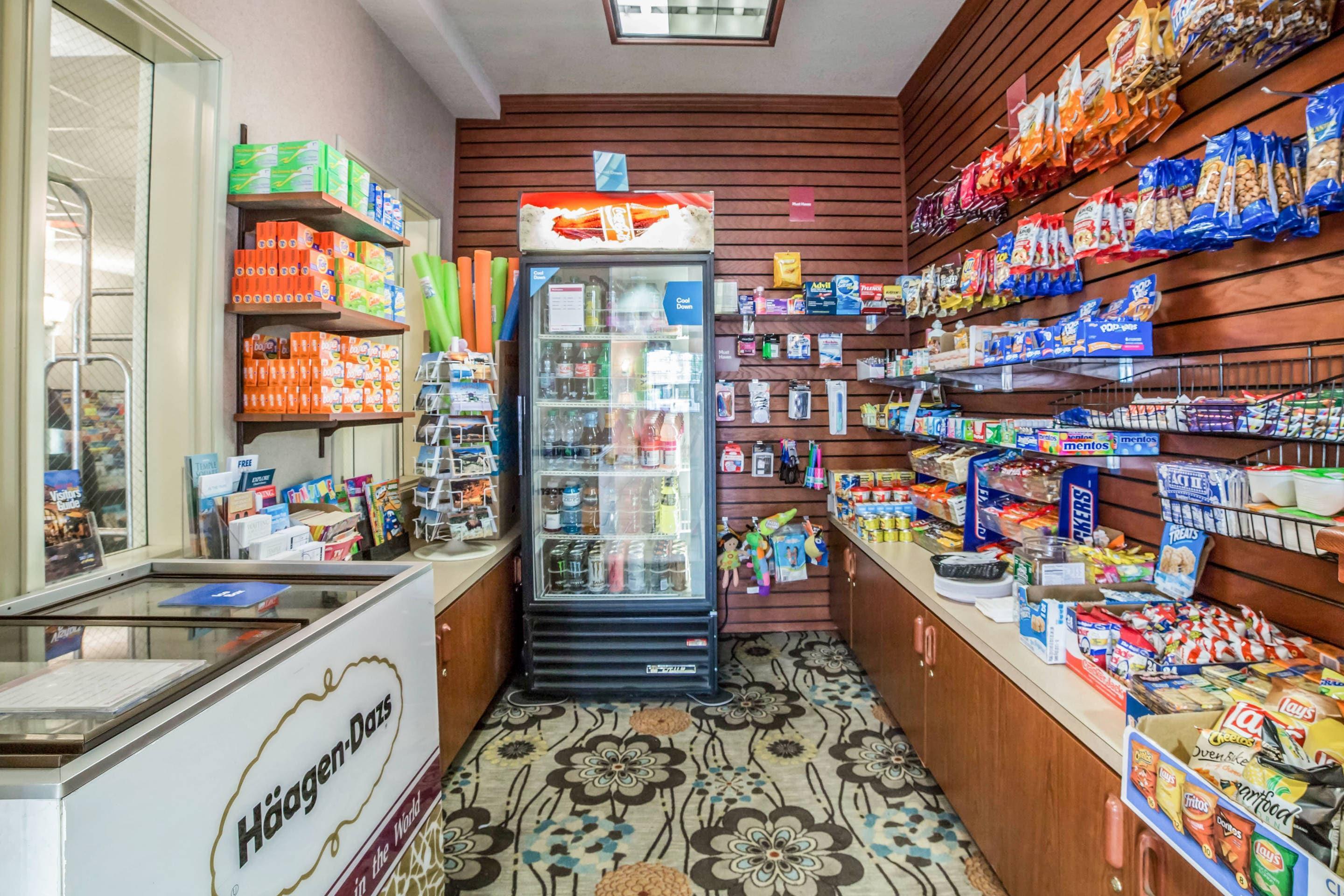 Hotel marketplace | Comfort Suites Airport