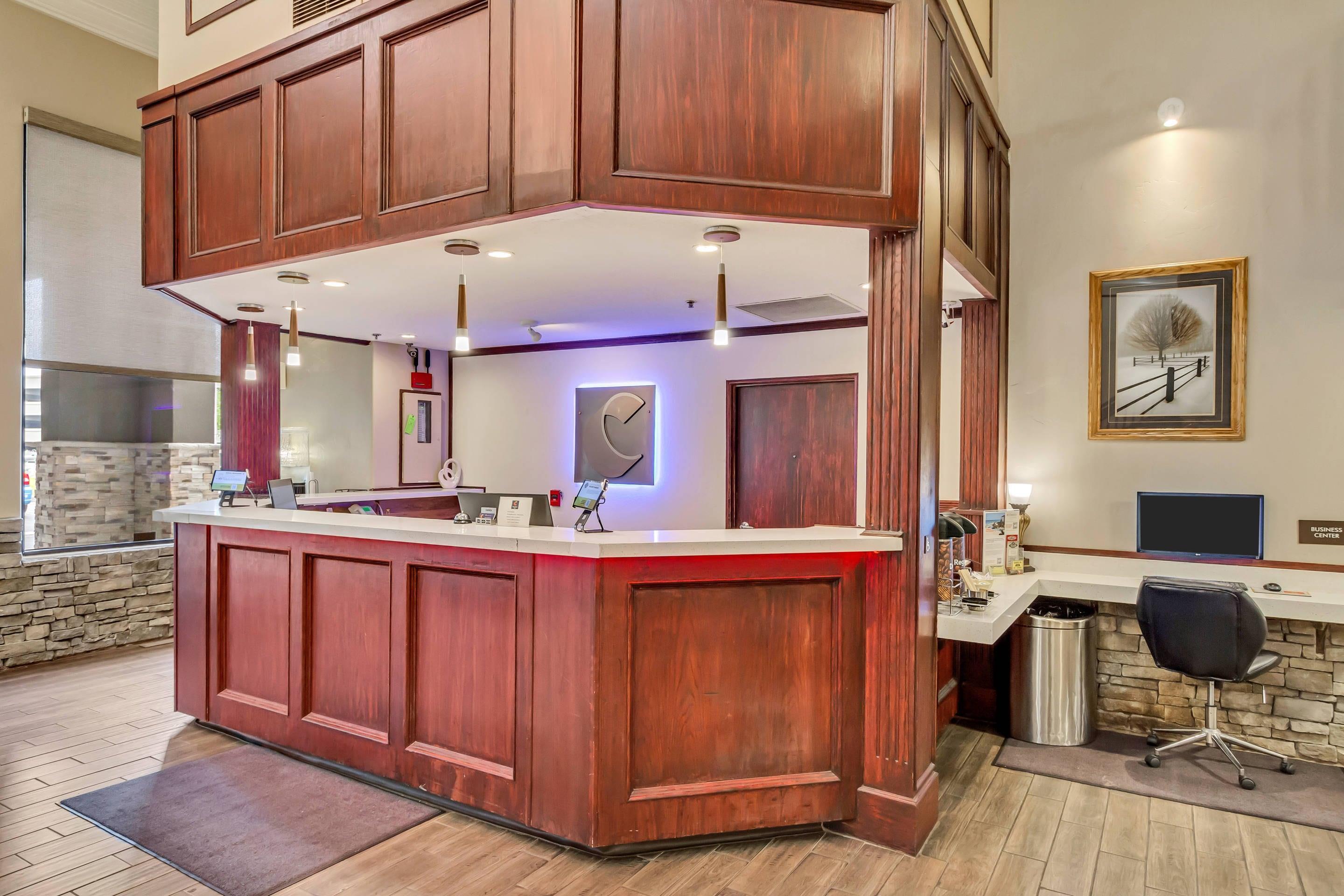 Front desk | Comfort Inn Murray - Salt Lake City South