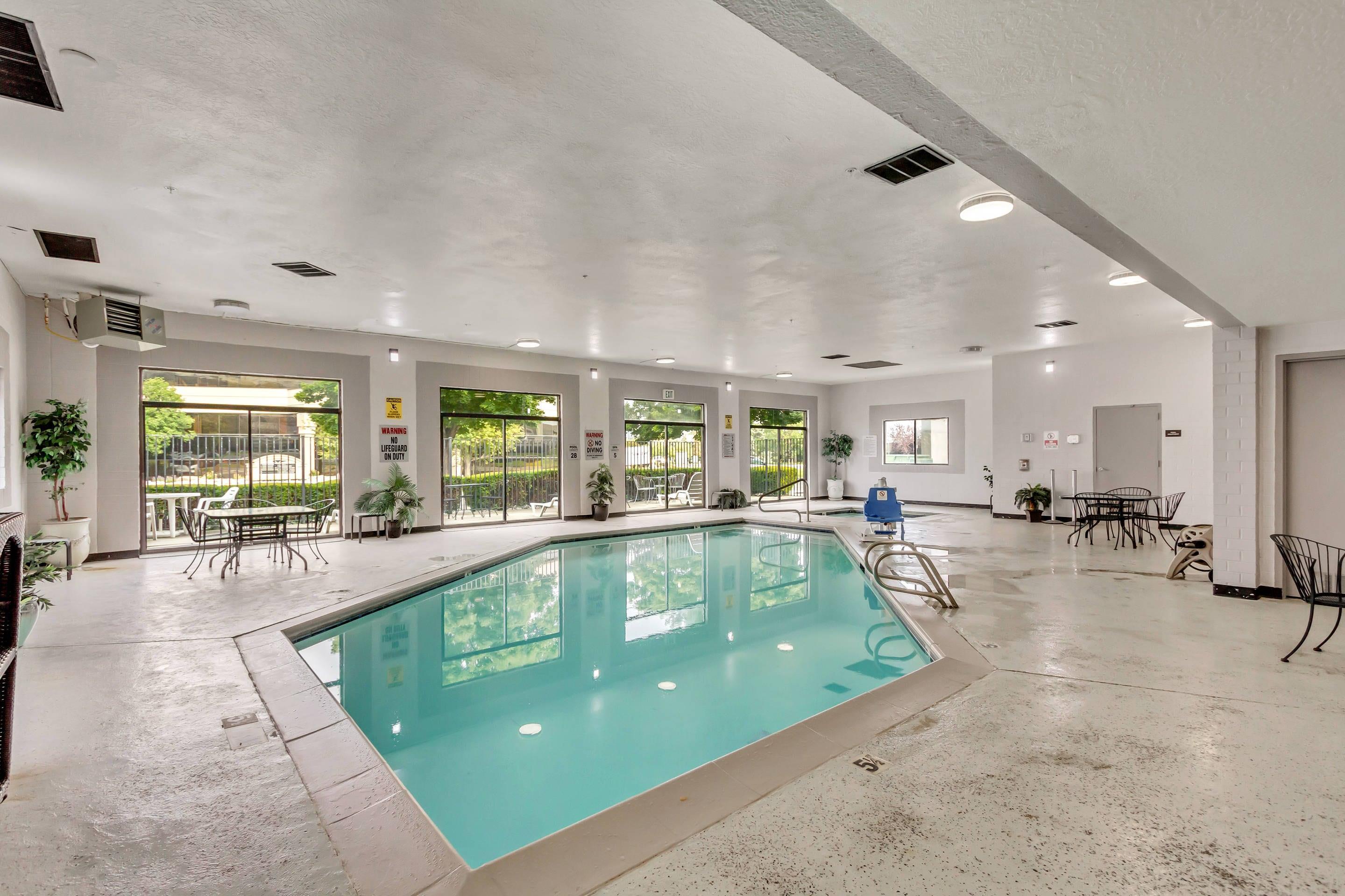 Indoor pool | Comfort Inn Murray - Salt Lake City South