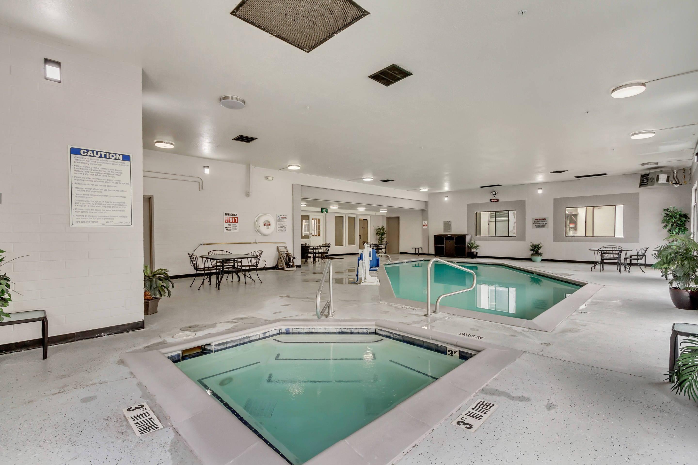 Indoor pool | Comfort Inn Murray - Salt Lake City South