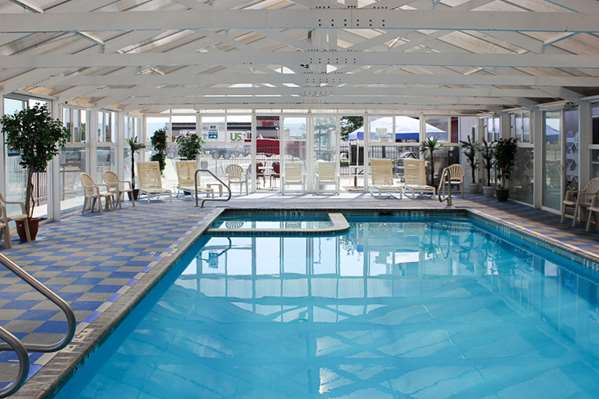 Pool - Comfort Inn Richfield - I-70, Exit 37