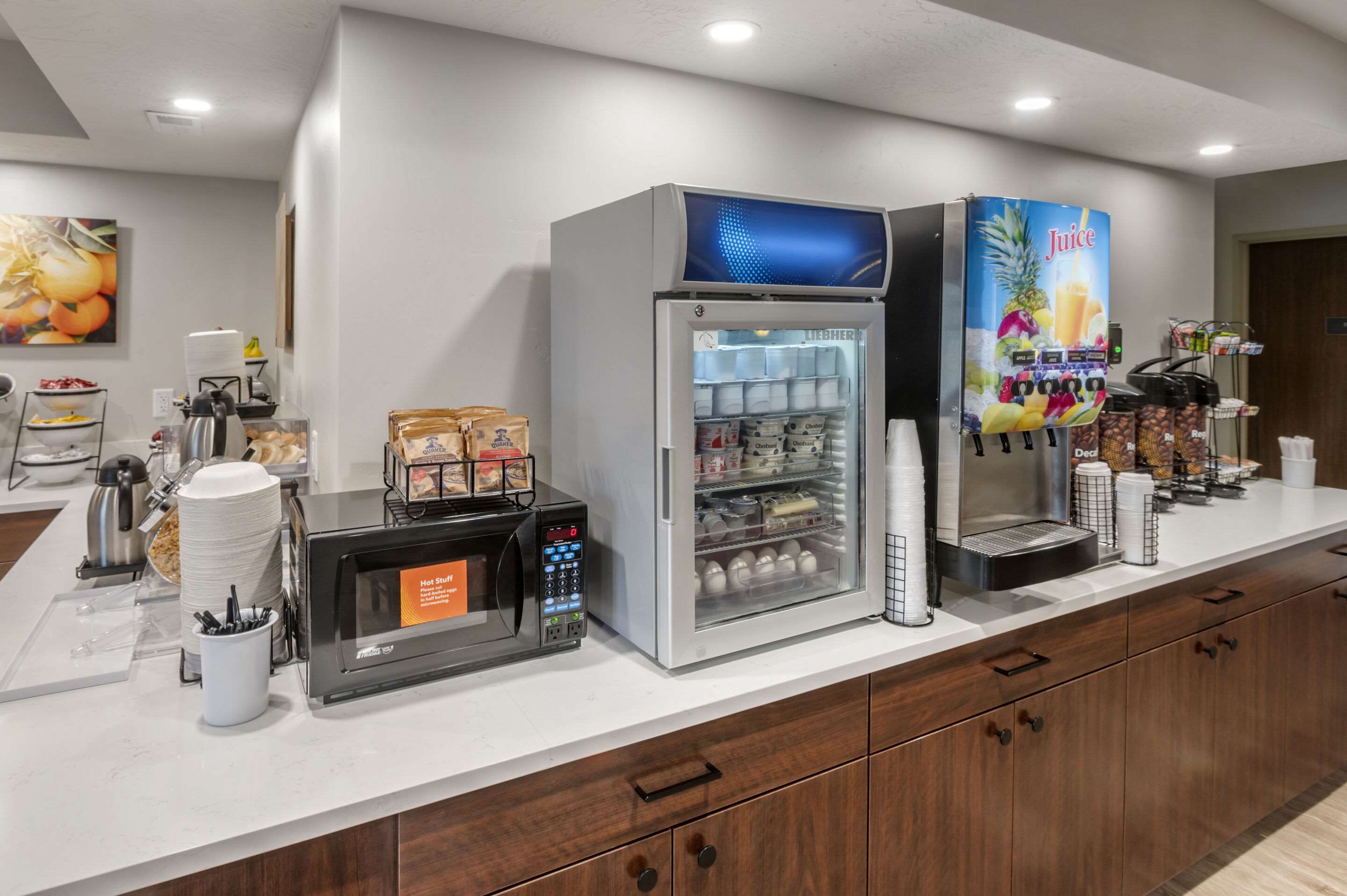 Breakfast area | Comfort Inn & Suites Beaver - Interstate 15 North