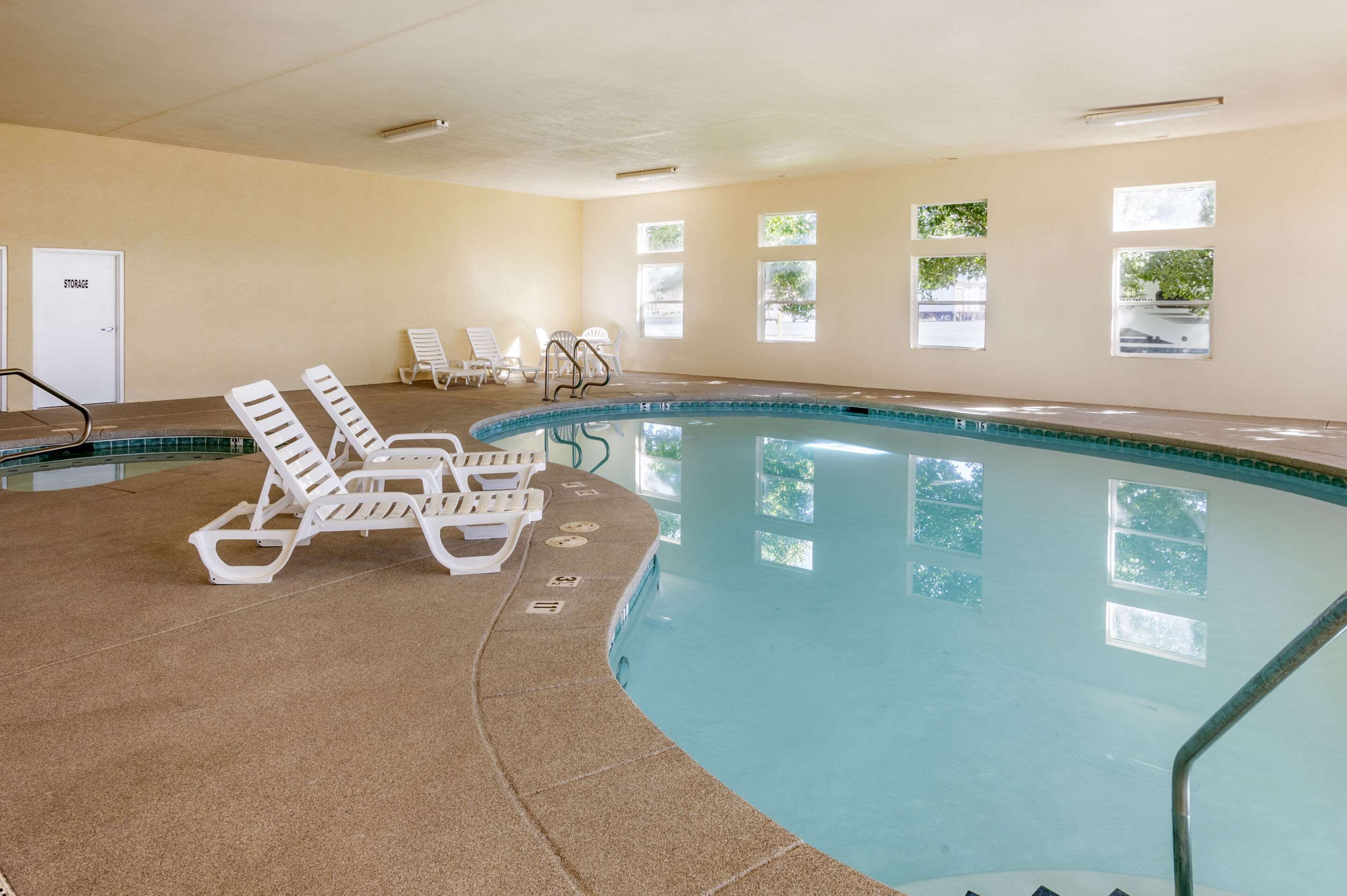 Indoor pool | Comfort Inn & Suites Beaver - Interstate 15 North