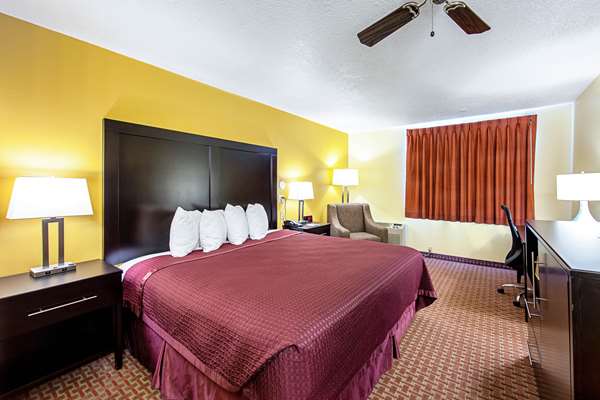  - Rodeway Inn & Suites Monticello