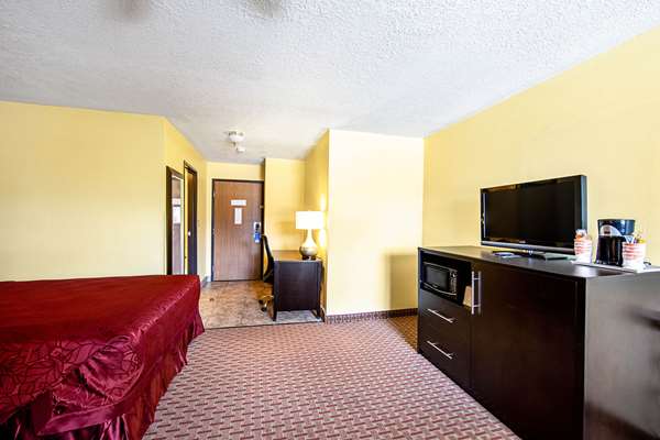  - Rodeway Inn & Suites Monticello