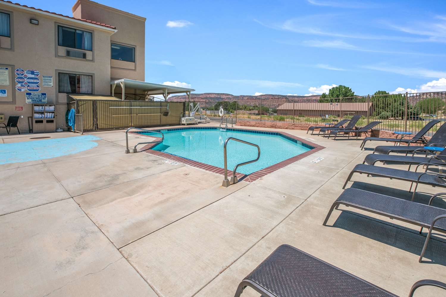 Quality Inn Kanab, UT See Discounts