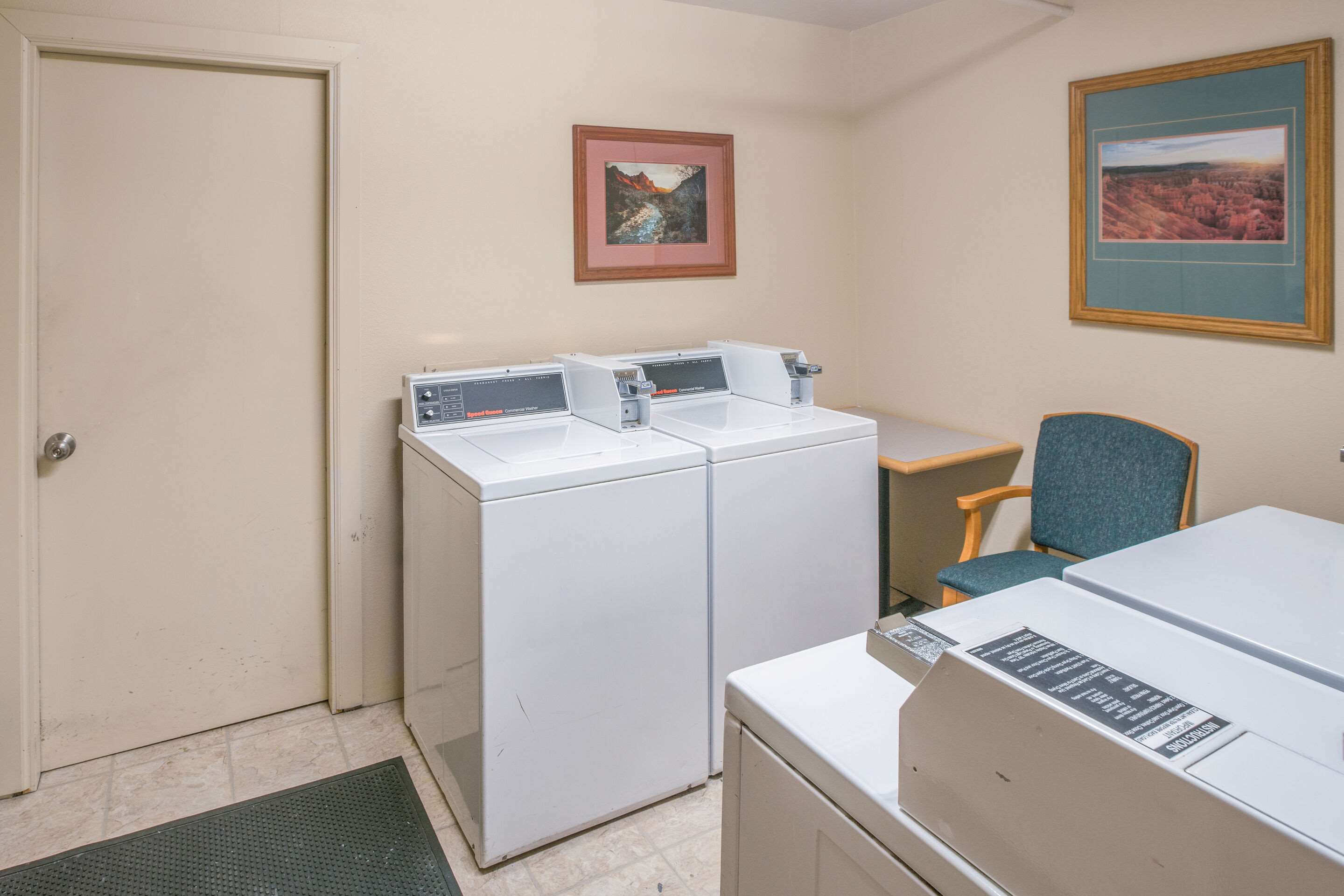 Guest laundry facilities | Quality Inn Kanab National Park Area