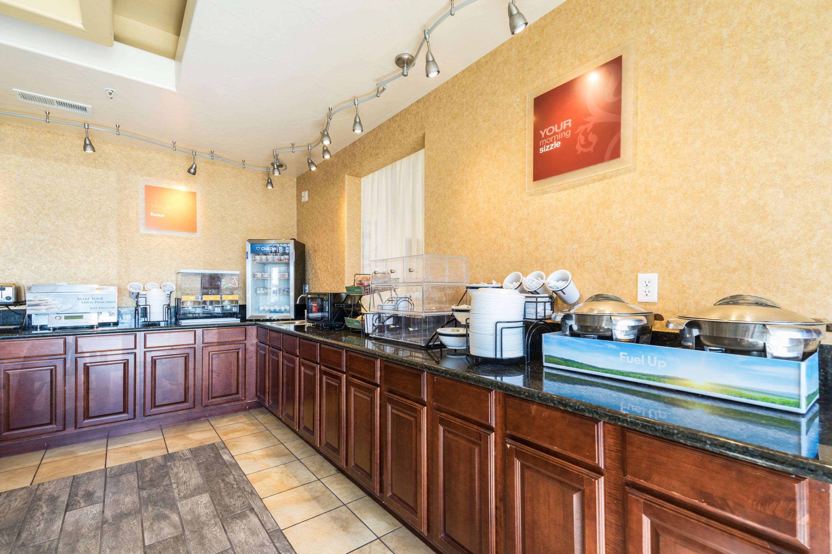 Breakfast area